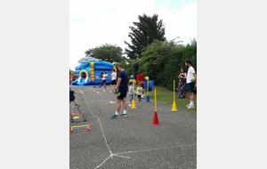 Ateliers volley extérieurs - fête du village de Montanay